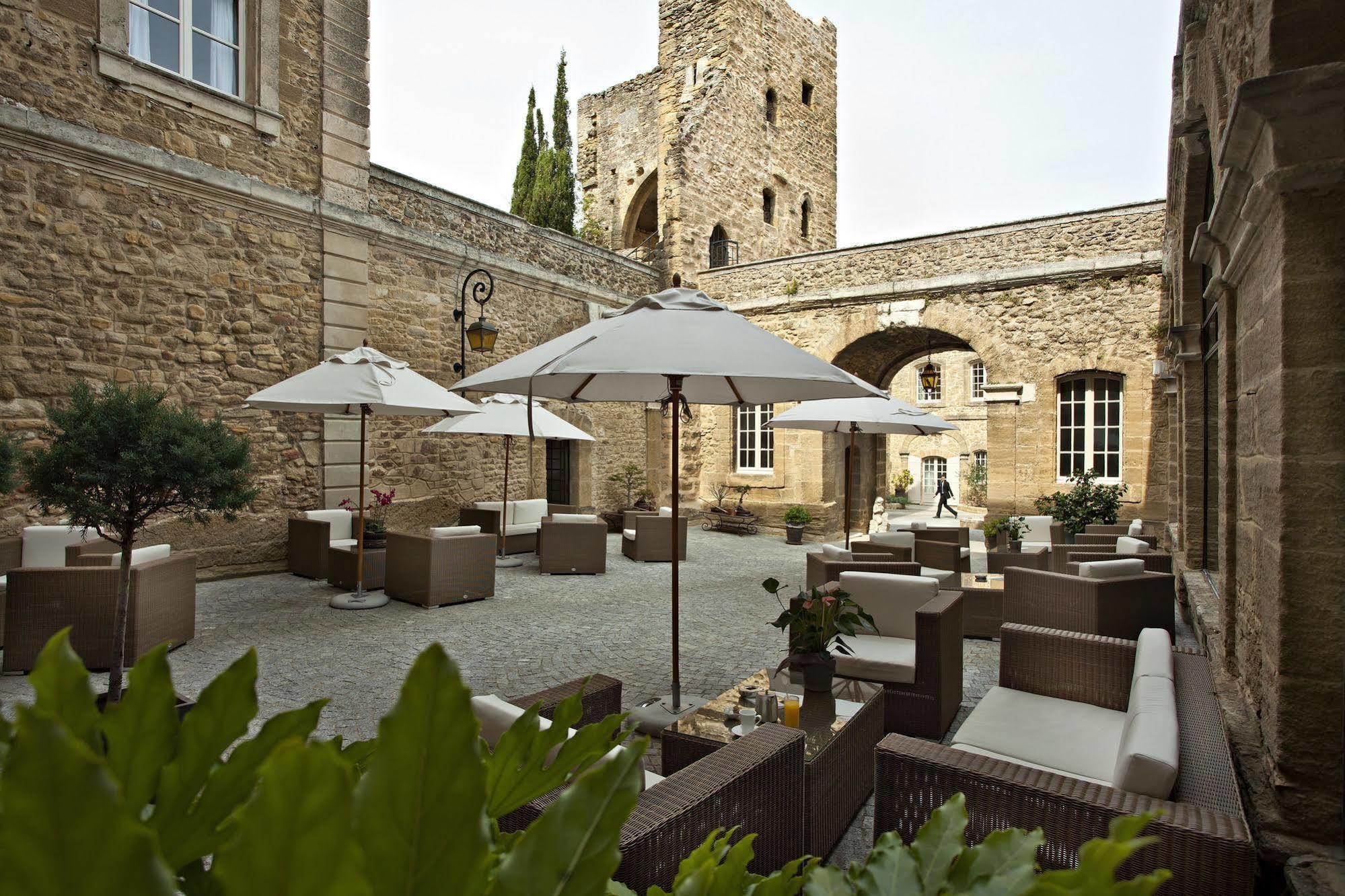 Château de Rochegude - Relais&Châteaux Rochegude (Drome) Exterior foto